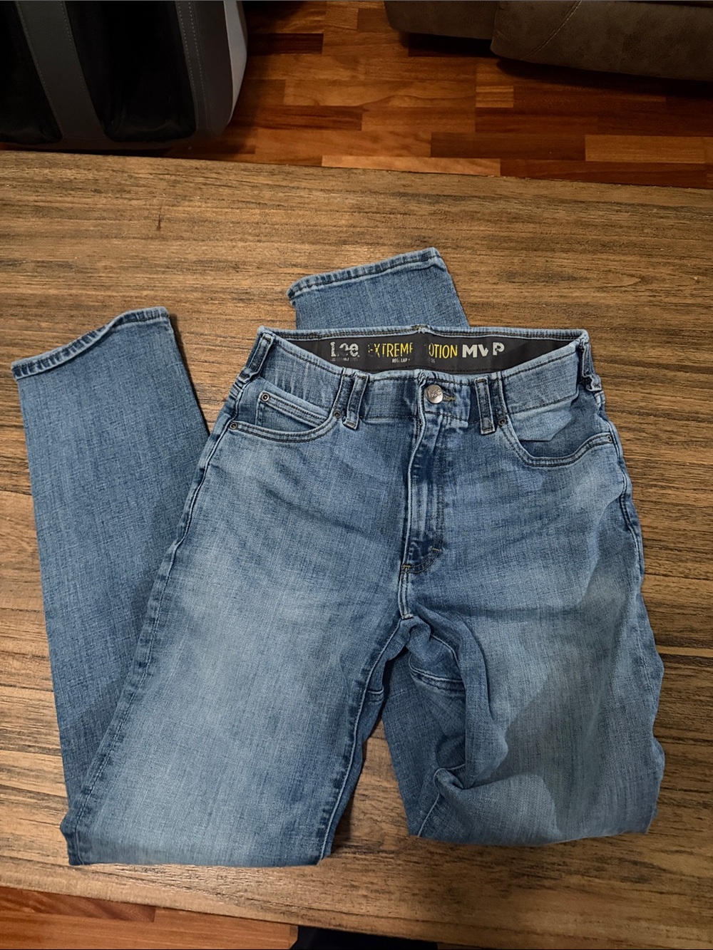Lee Men's Slim Straight Light Blue Jeans